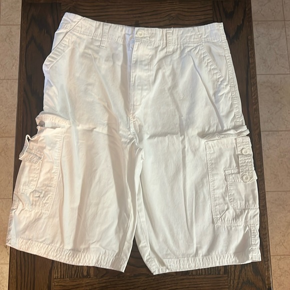 Airwalk Shorts Mens White Cargo Shorts 32 Waist Airwalk Brand